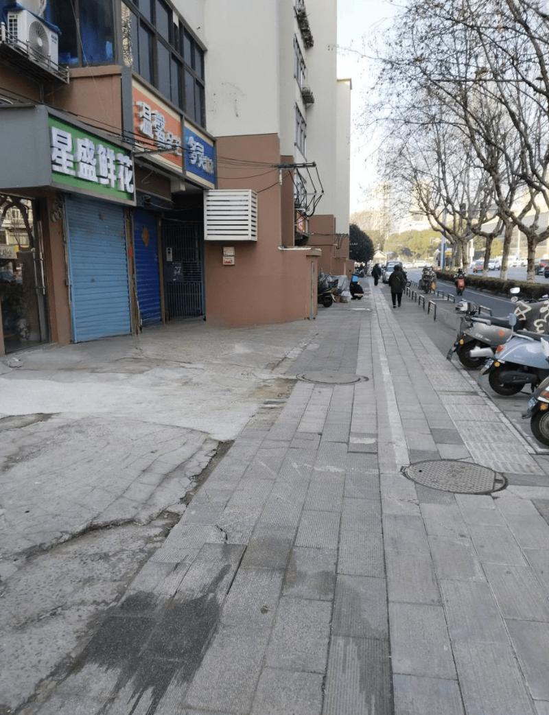 导航清潭星盛鲜花店，听群里狼友